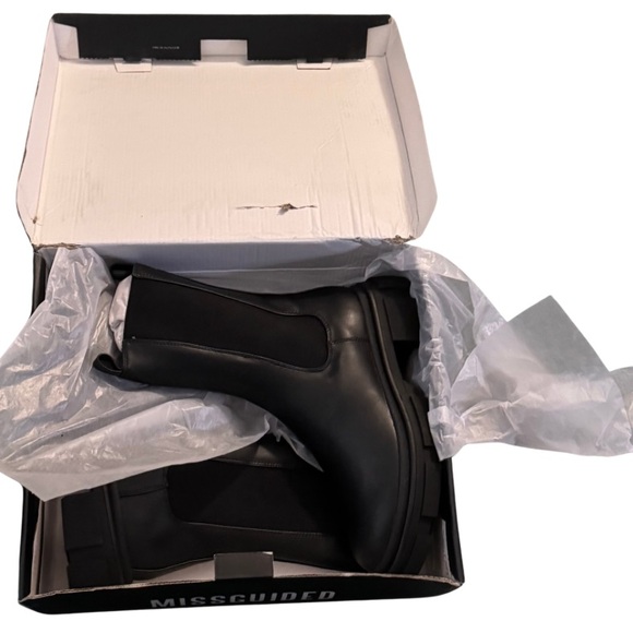 Missguided NIB Black Chunky Pull On Women's Chelsea Ankle Boots SIZE 10 - Picture 5 of 7